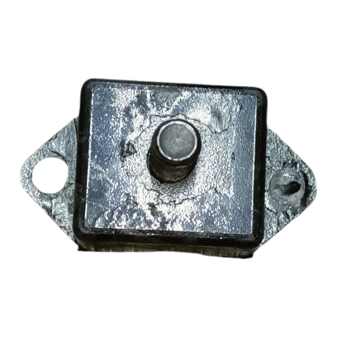 JEEP WILLYS CJ5 SOPORTE MOTOR TRASERO (ALTO) - Image 3