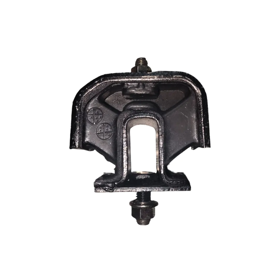 NISSAN MT3000 SOPORTE MOTOR IZQUIERDO