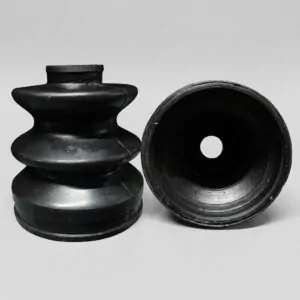 MAZDA 626 GUARDAPOLVO LADO CAJA.